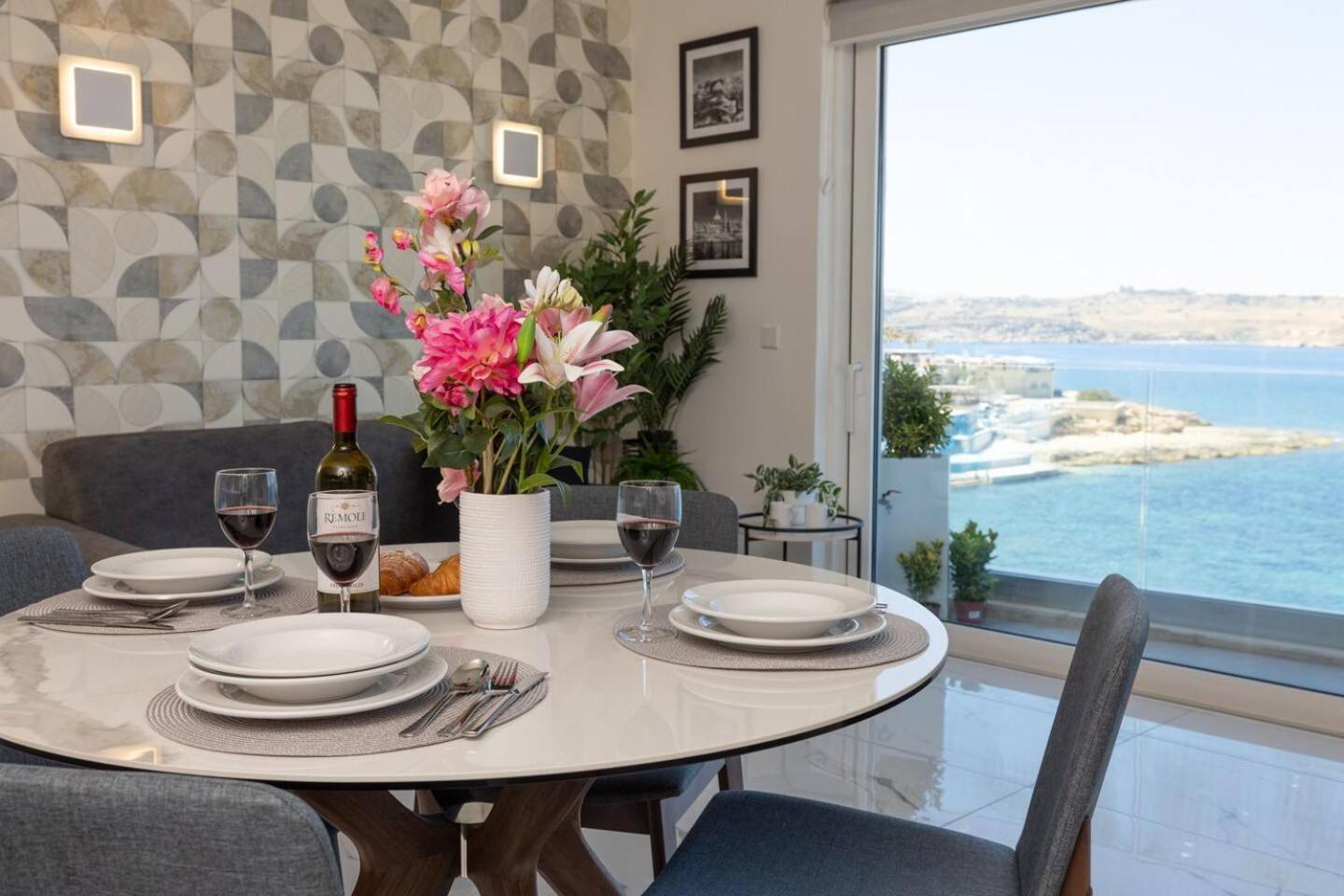Ivory Seafront With Views!- Fl 15 By Homely * Bahía de San Pablo